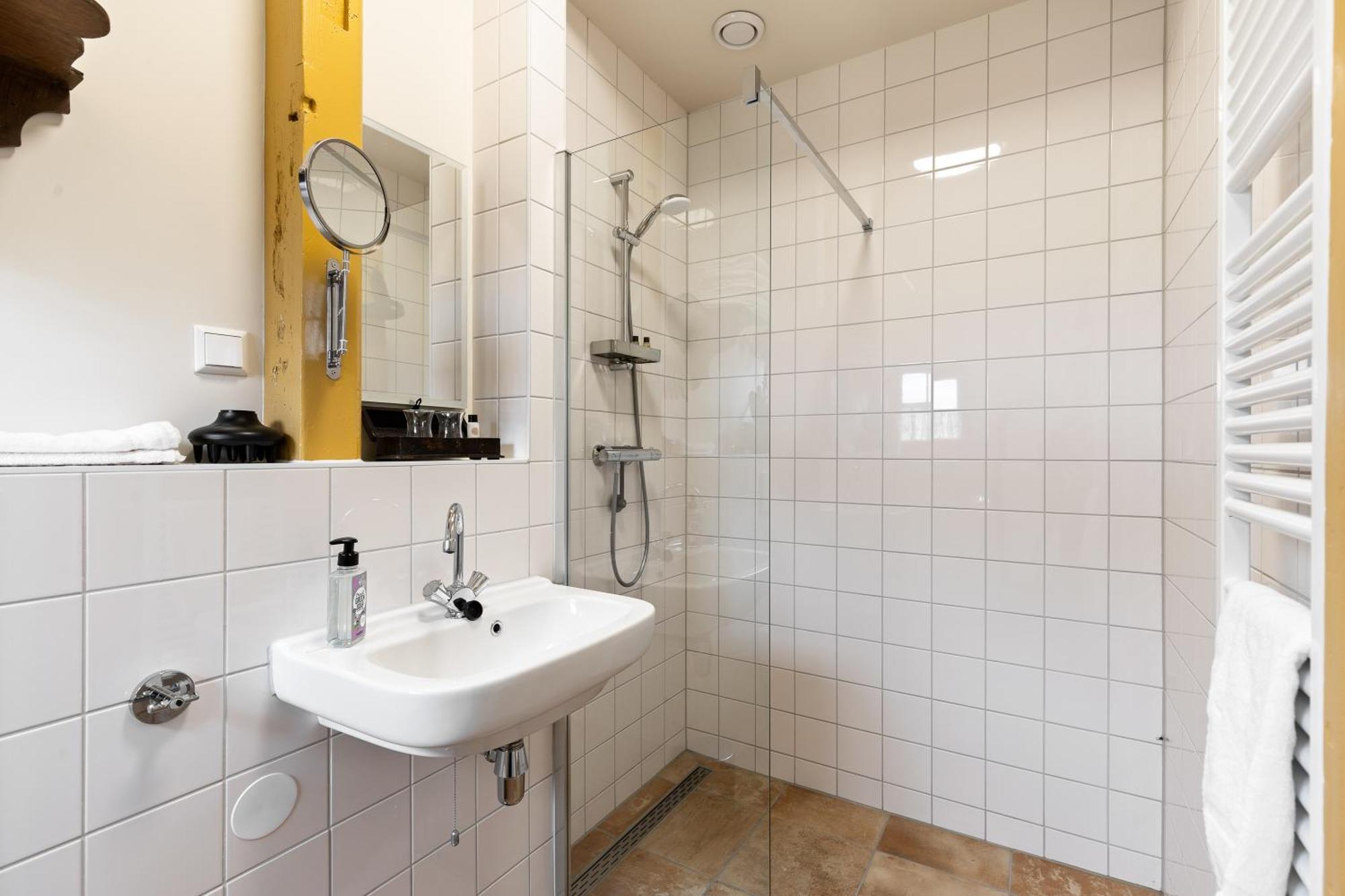 Boutique Hotel Jongwijs Westzaan Luaran gambar